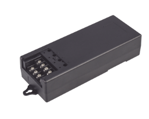Fuente de Alimentación de 12 Vcc @ 5A / 4 Cámaras / FILTRO DE RUIDO ESPECIAL PARA CAMARAS 4K / Fusible Reseteable Inter Construido PTC / Protección Contra Sobre-Tensiones y Contra Cortocircuito