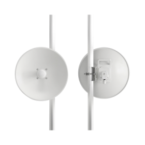 Suscriptor 450i para multipunto, 4900 - 5925 MHz, hasta 300 Mbps, antena de 25 dBi (C050045B021A)