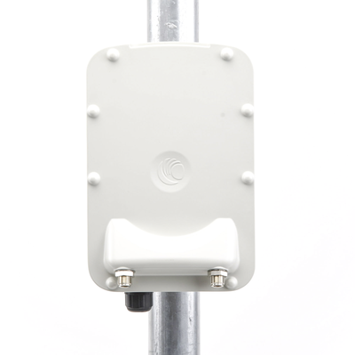 PTP-550 Hasta 1.36 GBps / 4910 - 6200 MHz / 802.11 AC Wave 2 MU-MIMO 4: 4x4 / BackHaul Conectorizado (C050055H014A) - Image 4